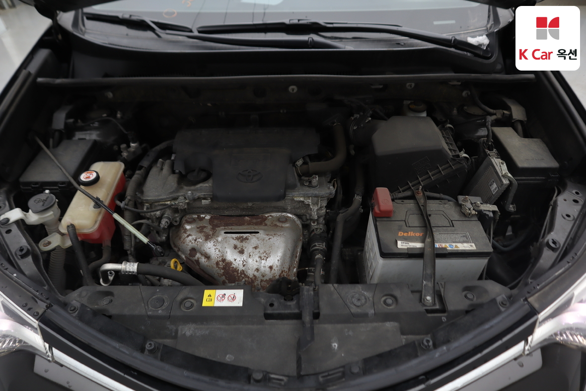 تويوتا راف 4 2017 - صورة 35