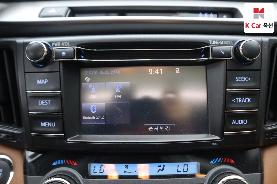 تويوتا راف 4 2017 - صورة 14