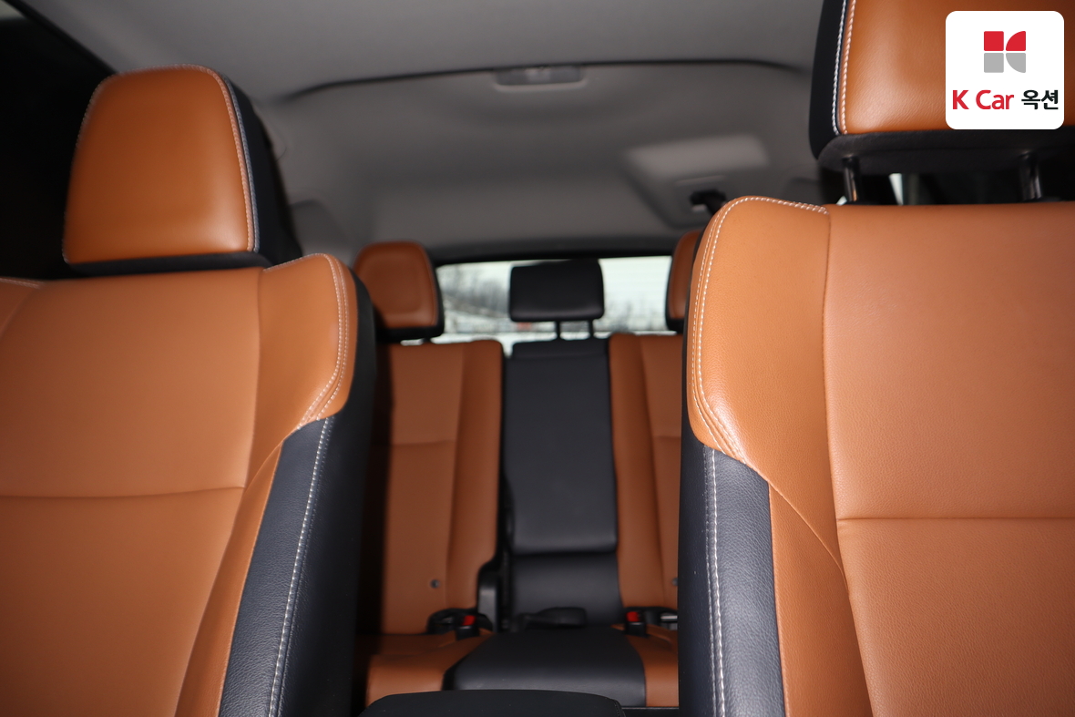 تويوتا راف 4 2017 - صورة 19