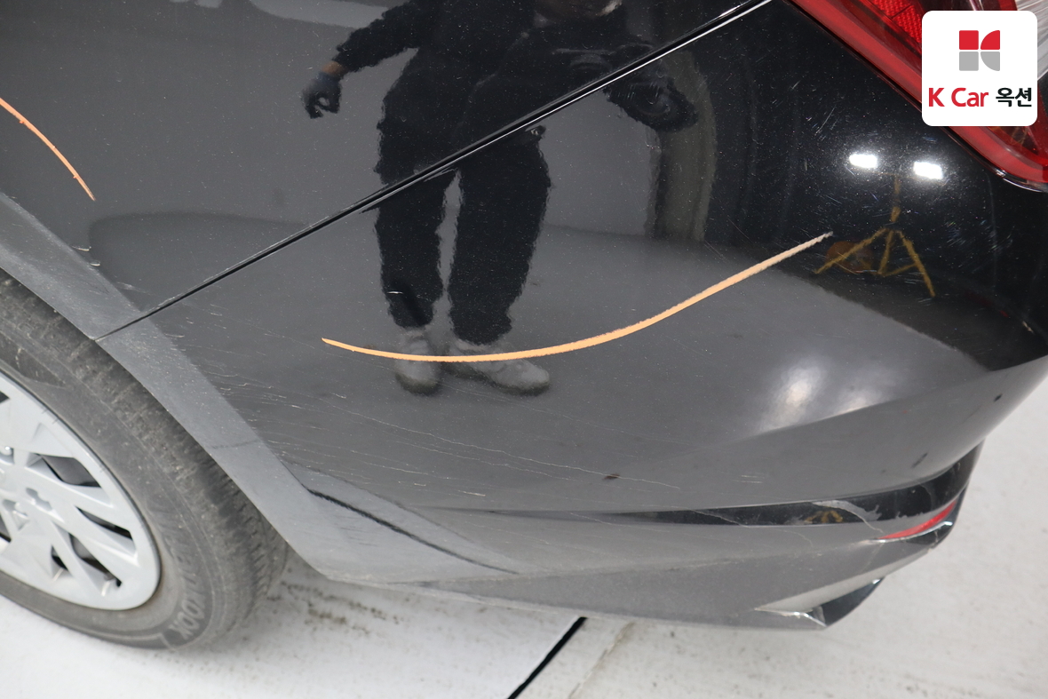 Hyundai Elantra 2022 - Image 36