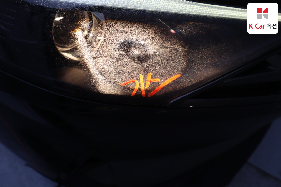 Hyundai Elantra 2022 - Image 40