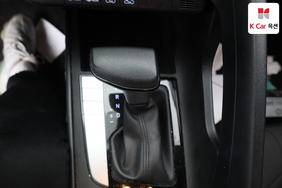 Hyundai Elantra 2022 - Image 15