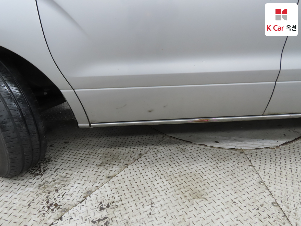 Hyundai Grand Starex 2012 - Image 39