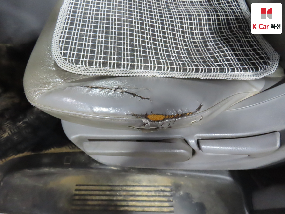 Hyundai Grand Starex 2012 - Image 20