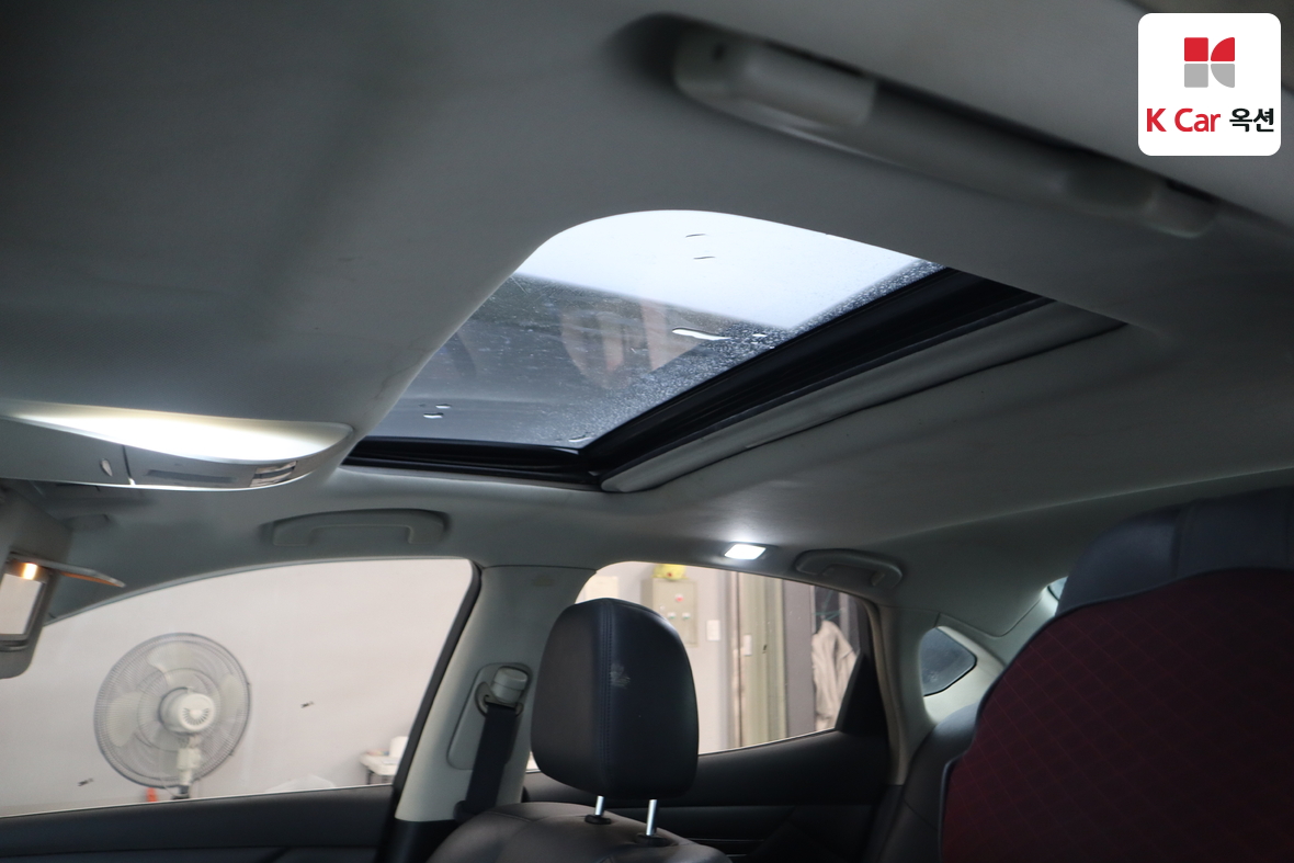 Infiniti M37 2011 - Image 26