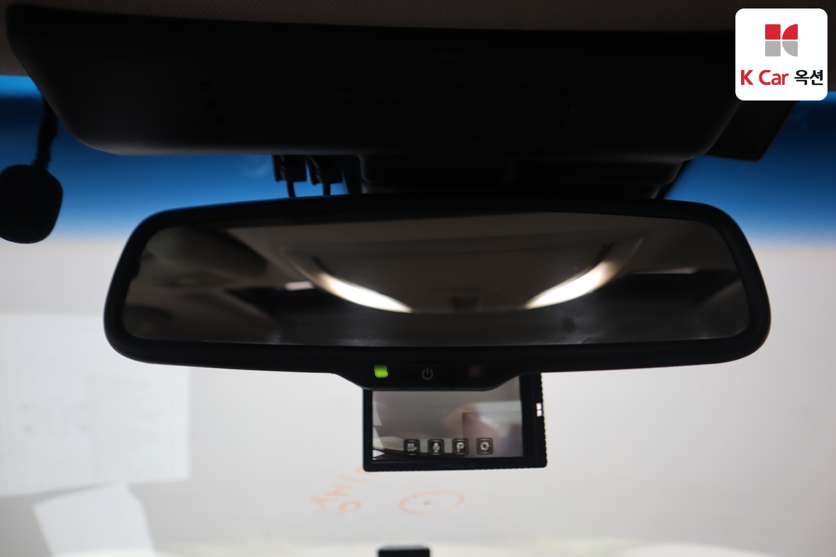 Infiniti M37 2011 - Image 12