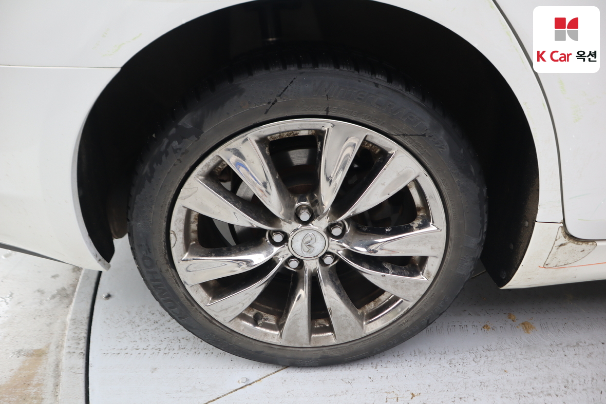 Infiniti M37 2011 - Image 50