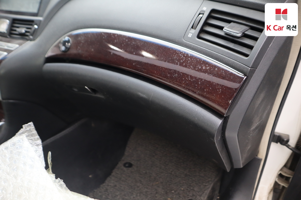 Infiniti M37 2011 - Image 35