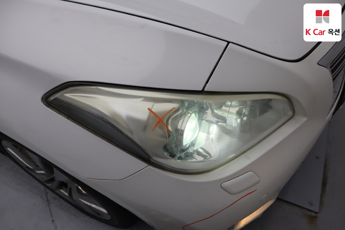 Infiniti M37 2011 - Image 42