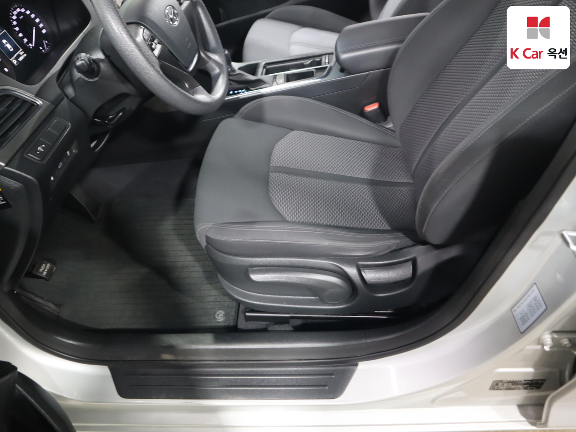 Hyundai Sonata 2015 - Image 17