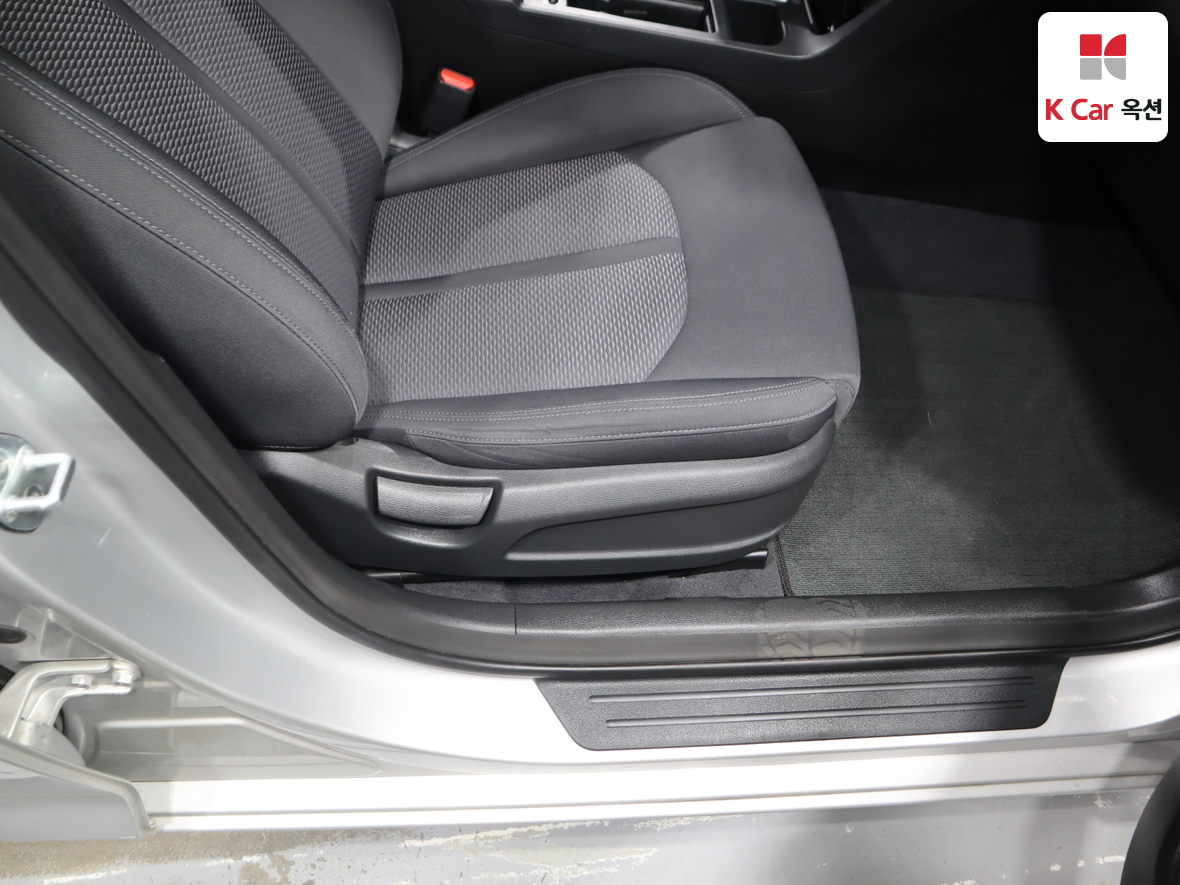 Hyundai Sonata 2015 - Image 28