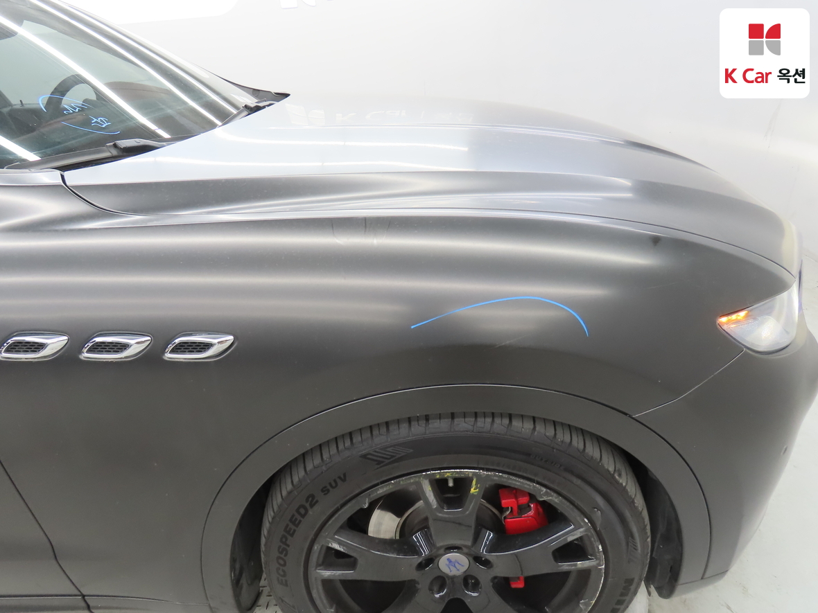 Maserati Maserati 2018 - Image 42