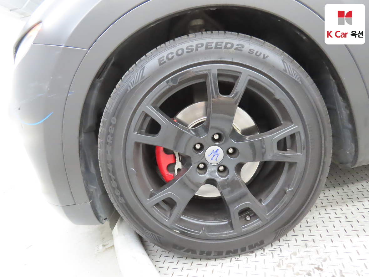 Maserati Maserati 2018 - Image 48