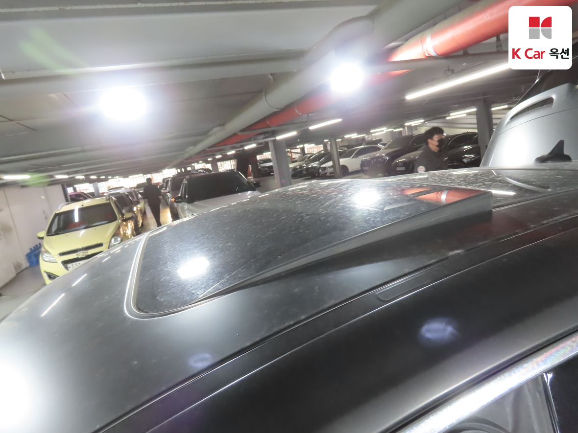 Maserati Maserati 2018 - Image 22