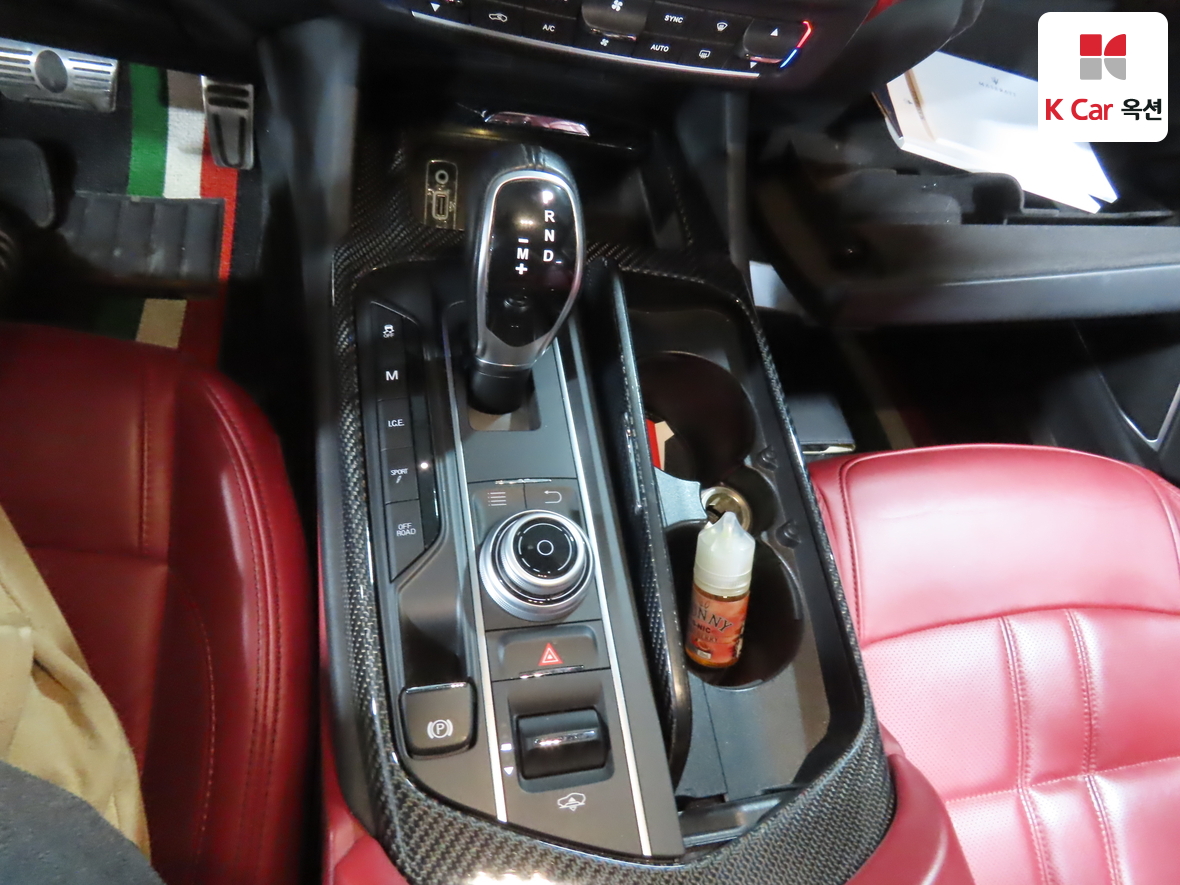 Maserati Maserati 2018 - Image 16