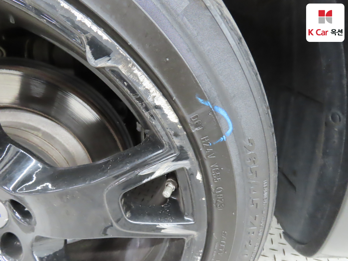 Maserati Maserati 2018 - Image 44