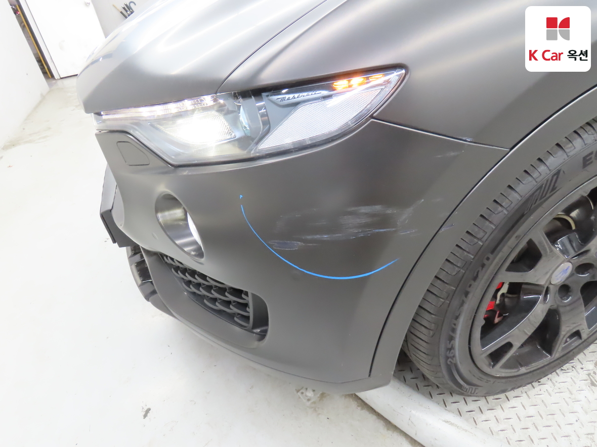 Maserati Maserati 2018 - Image 37