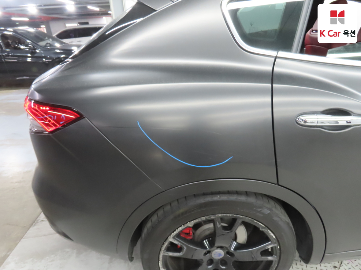 Maserati Maserati 2018 - Image 41