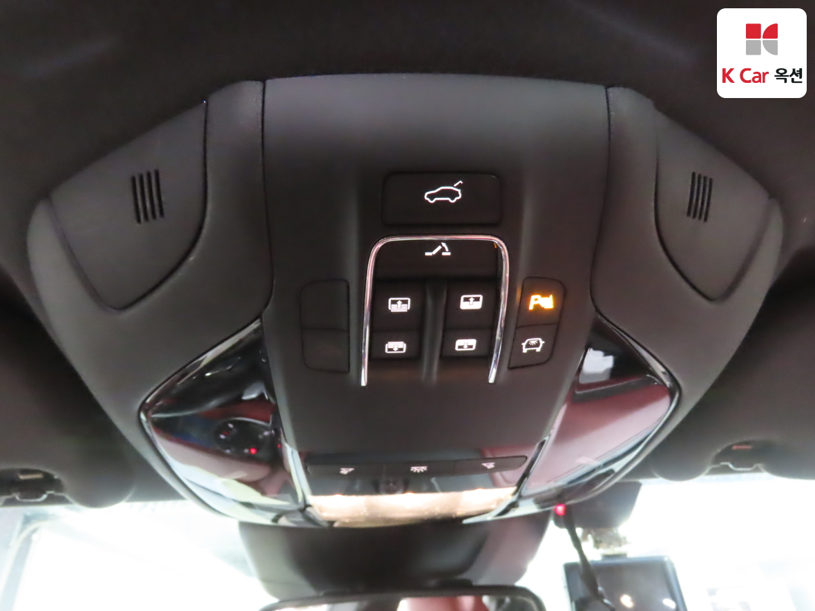 Maserati Maserati 2018 - Image 12