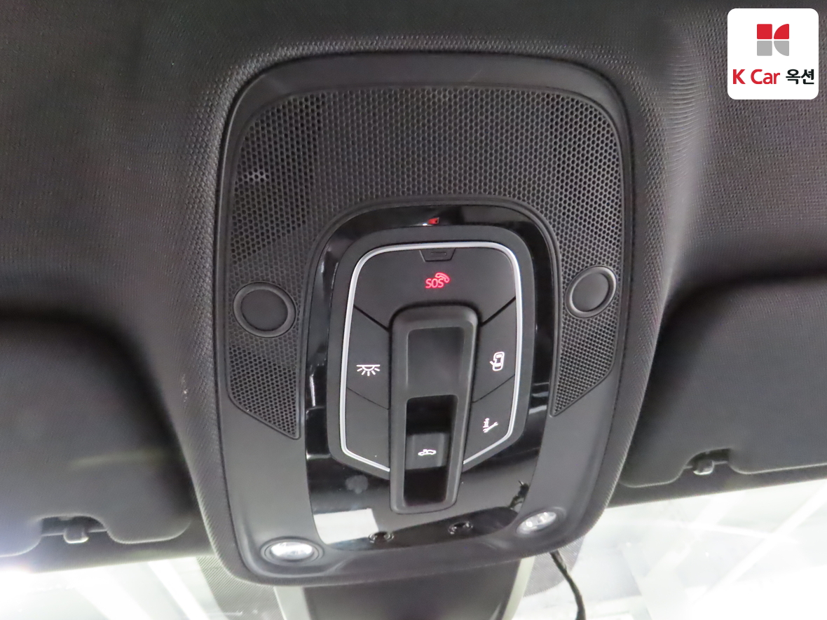 Audi A6 2021 - Image 12