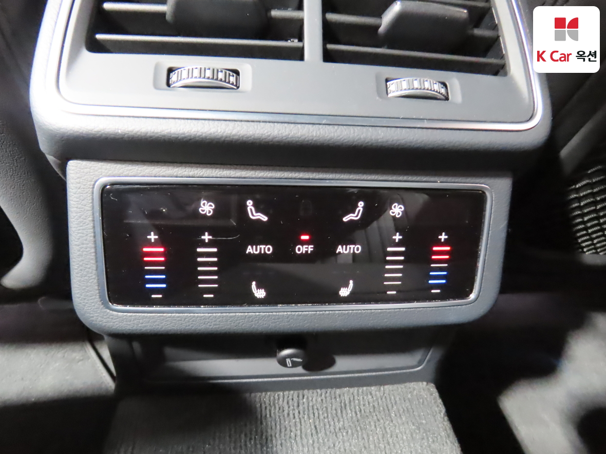 Audi A6 2021 - Image 26