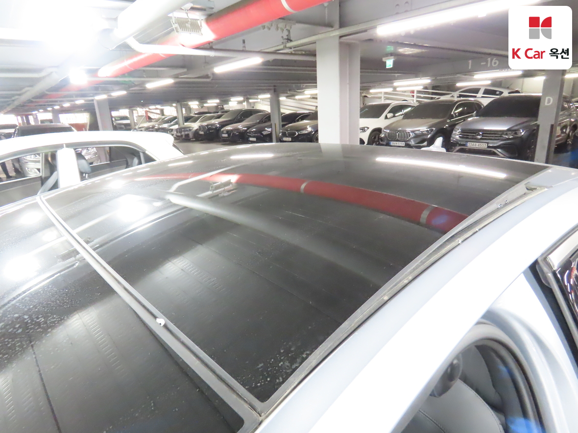 Audi A6 2021 - Image 23