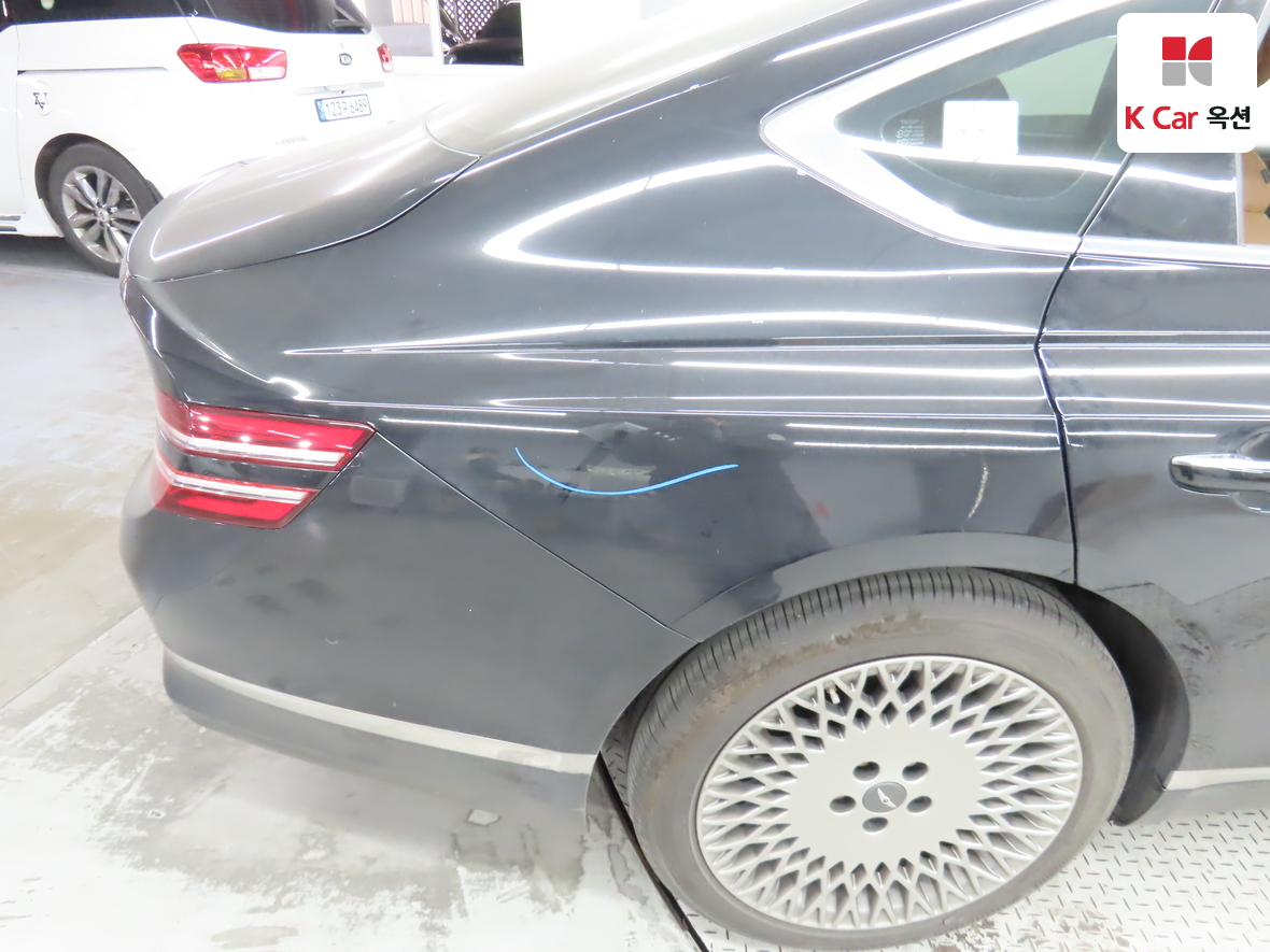 Genesis G80 2022 - Image 41