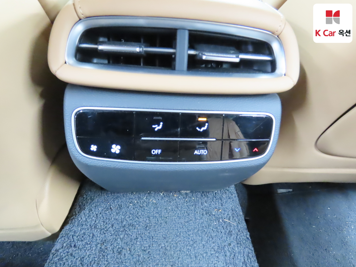 Genesis G80 2022 - Image 25