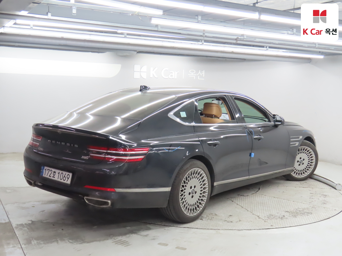 Genesis G80 2022 - Image 2