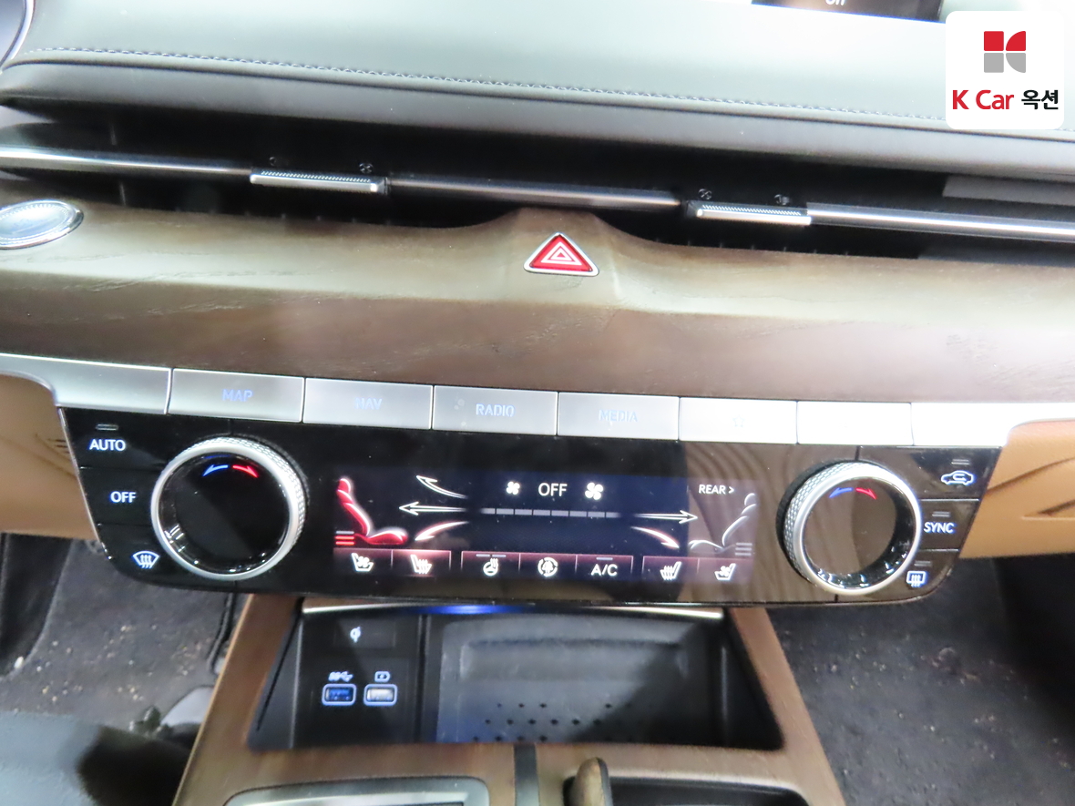 Genesis G80 2022 - Image 15