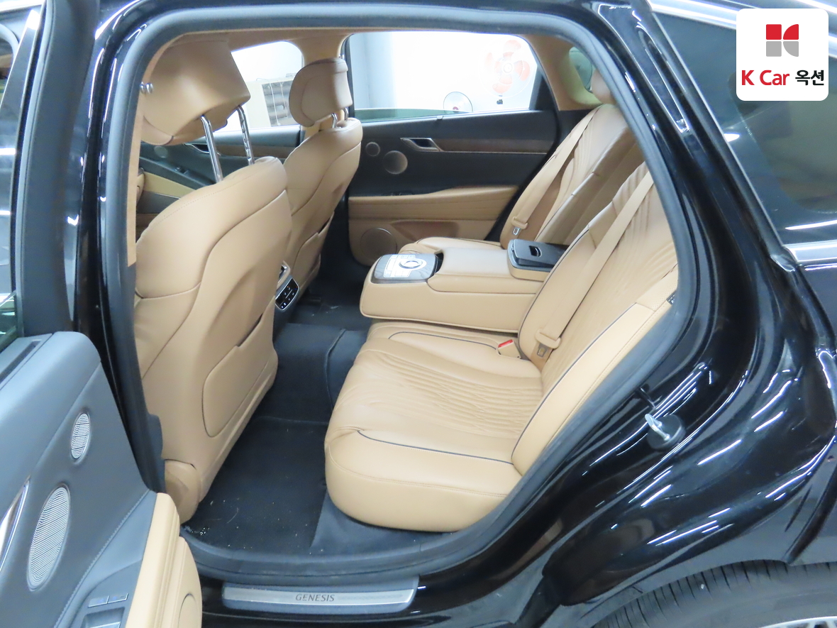 Genesis G80 2022 - Image 23