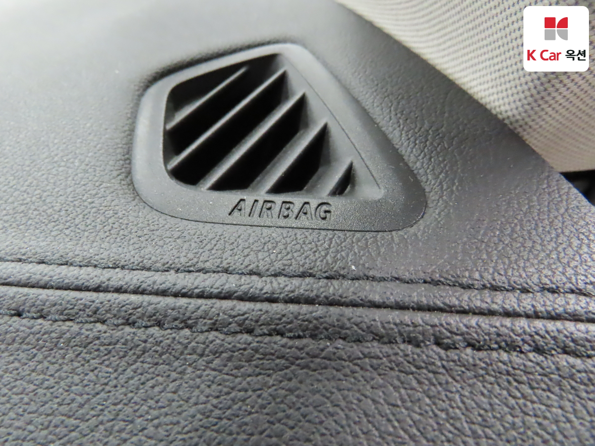 BMW 5 Series 2018 - Image 34