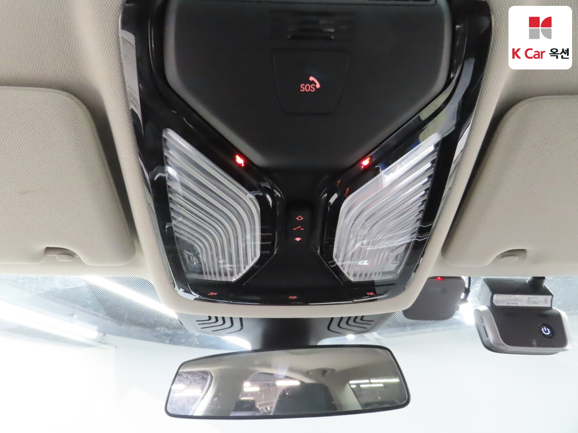 BMW 5 Series 2018 - Image 12