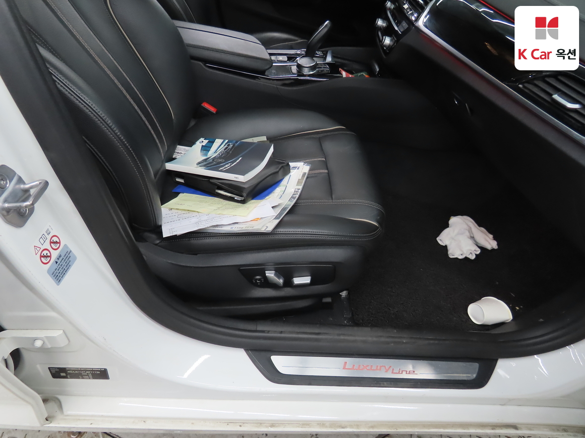 BMW 5 Series 2018 - Image 33