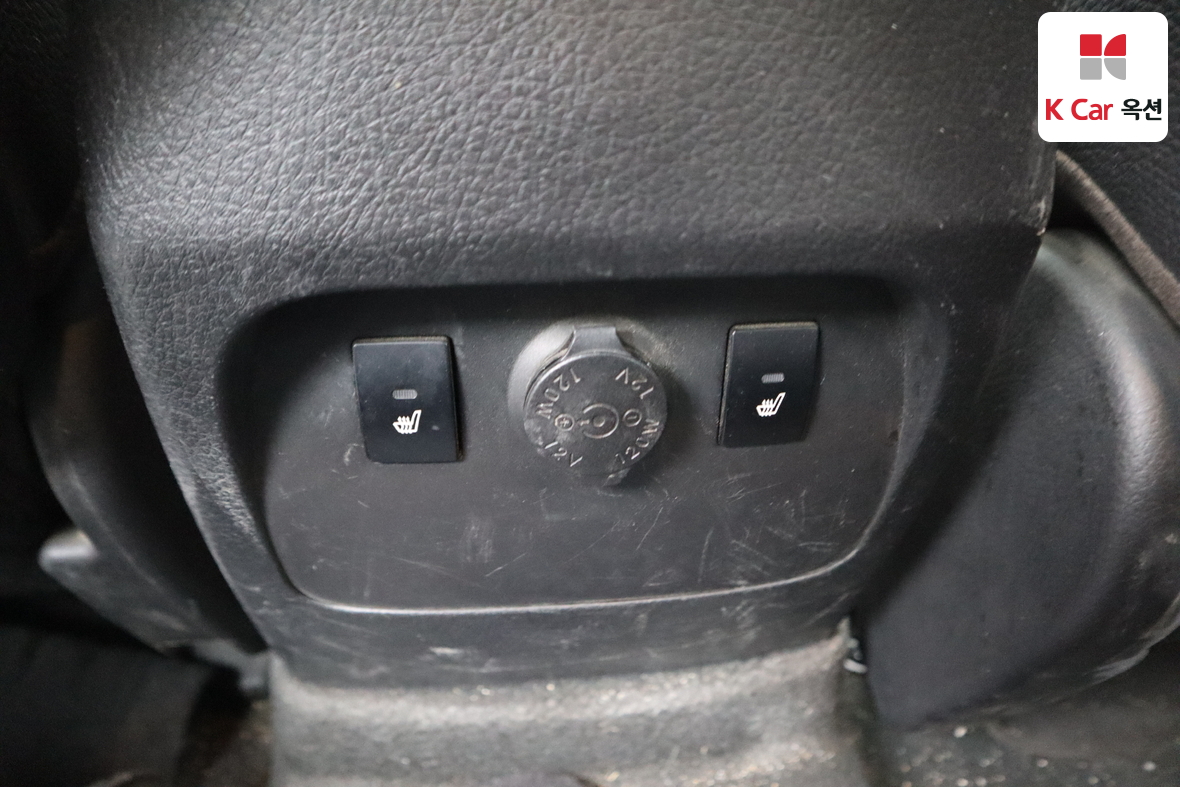 كيا سورينتو 2012 - صورة 25