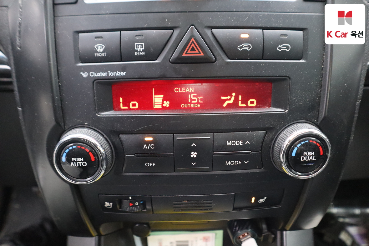 كيا سورينتو 2012 - صورة 15