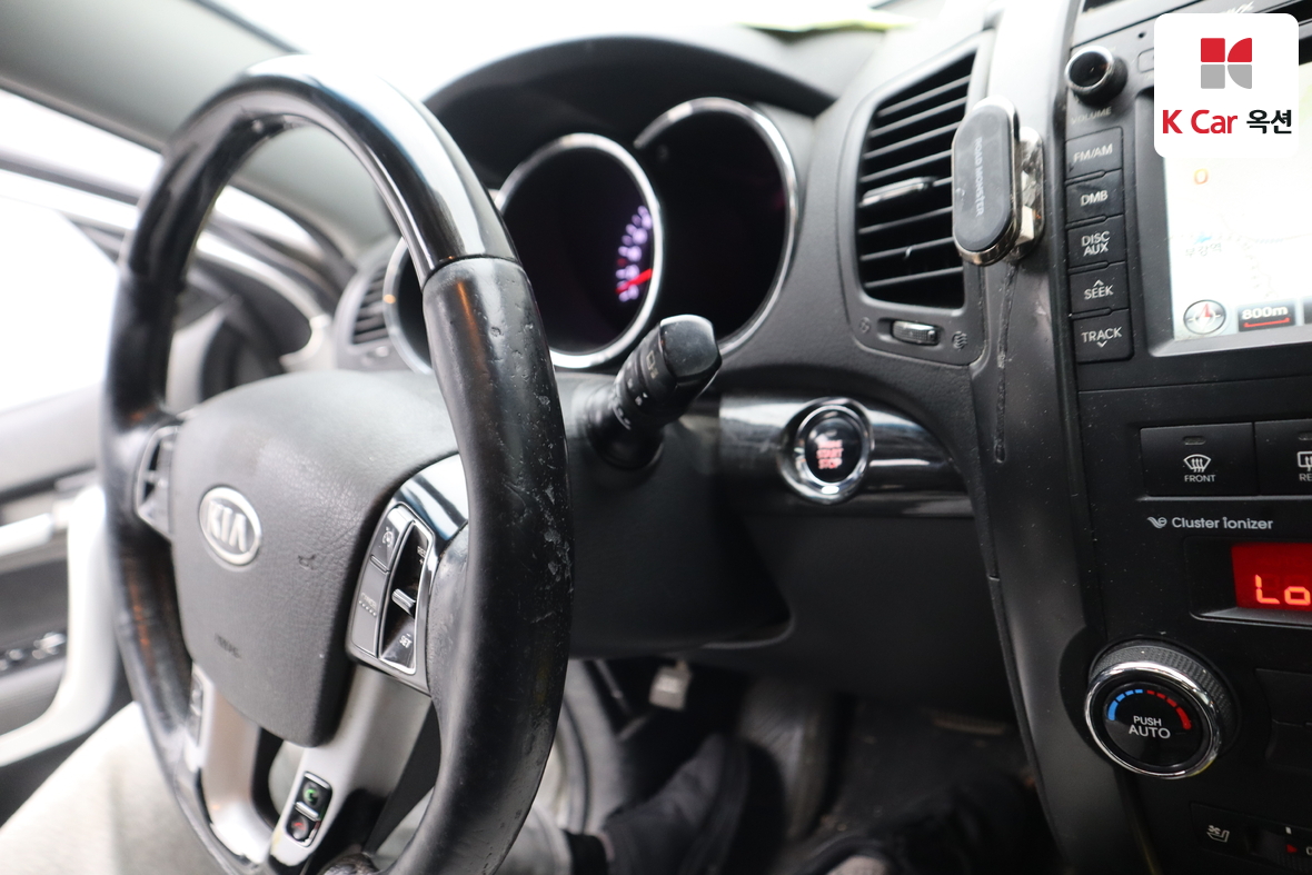 كيا سورينتو 2012 - صورة 11