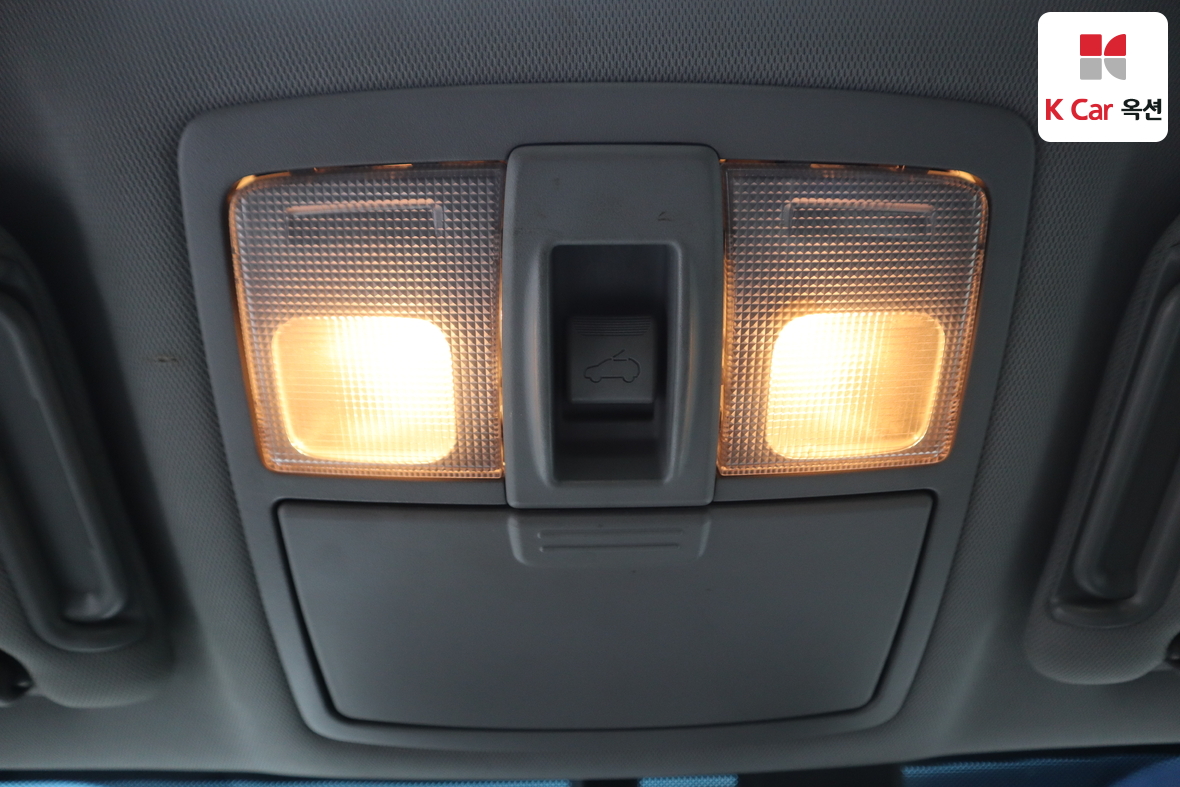 كيا سورينتو 2012 - صورة 13