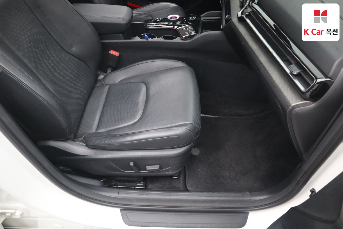 Kia Sportage 2022 - Image 33