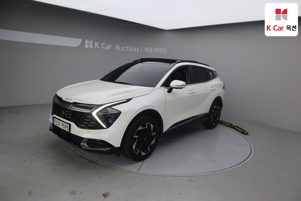 Kia Sportage 2022 - Image 1