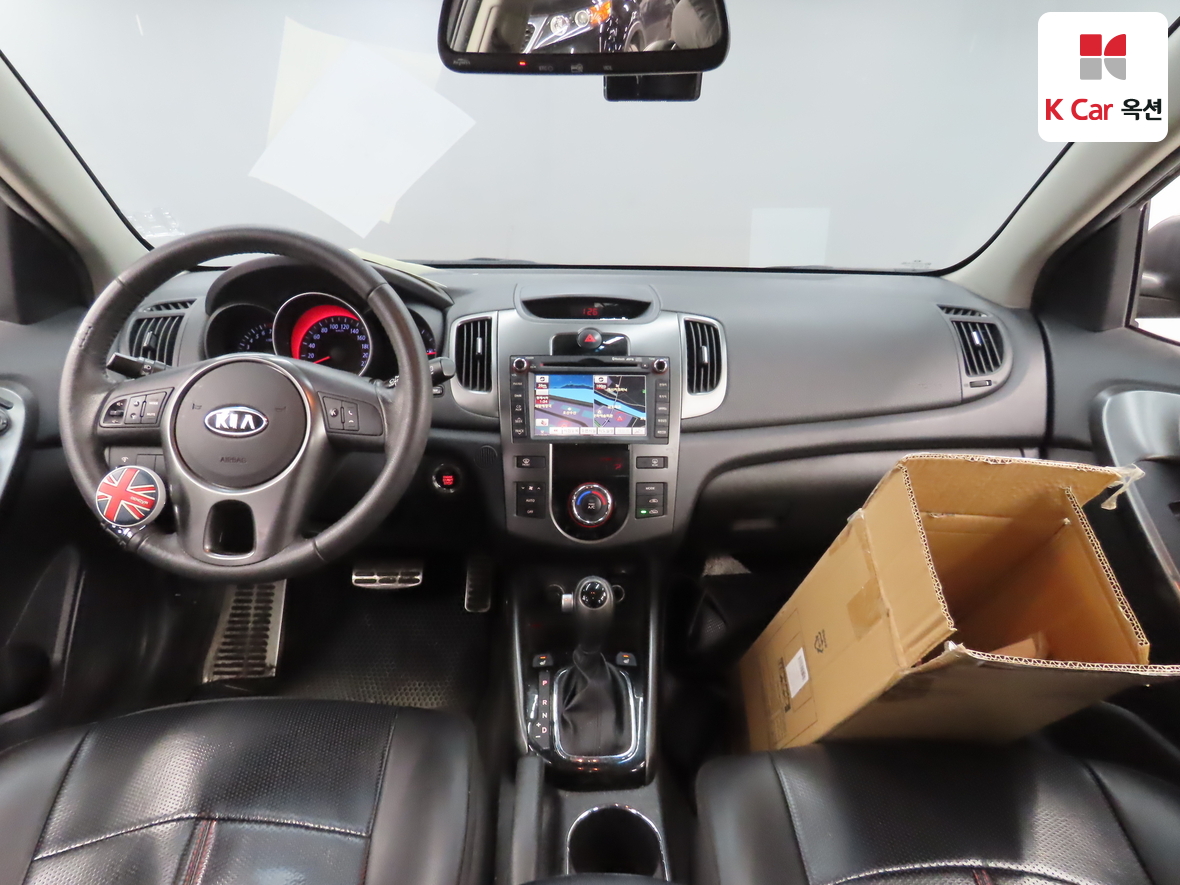 Kia Forte 2011 - Image 3