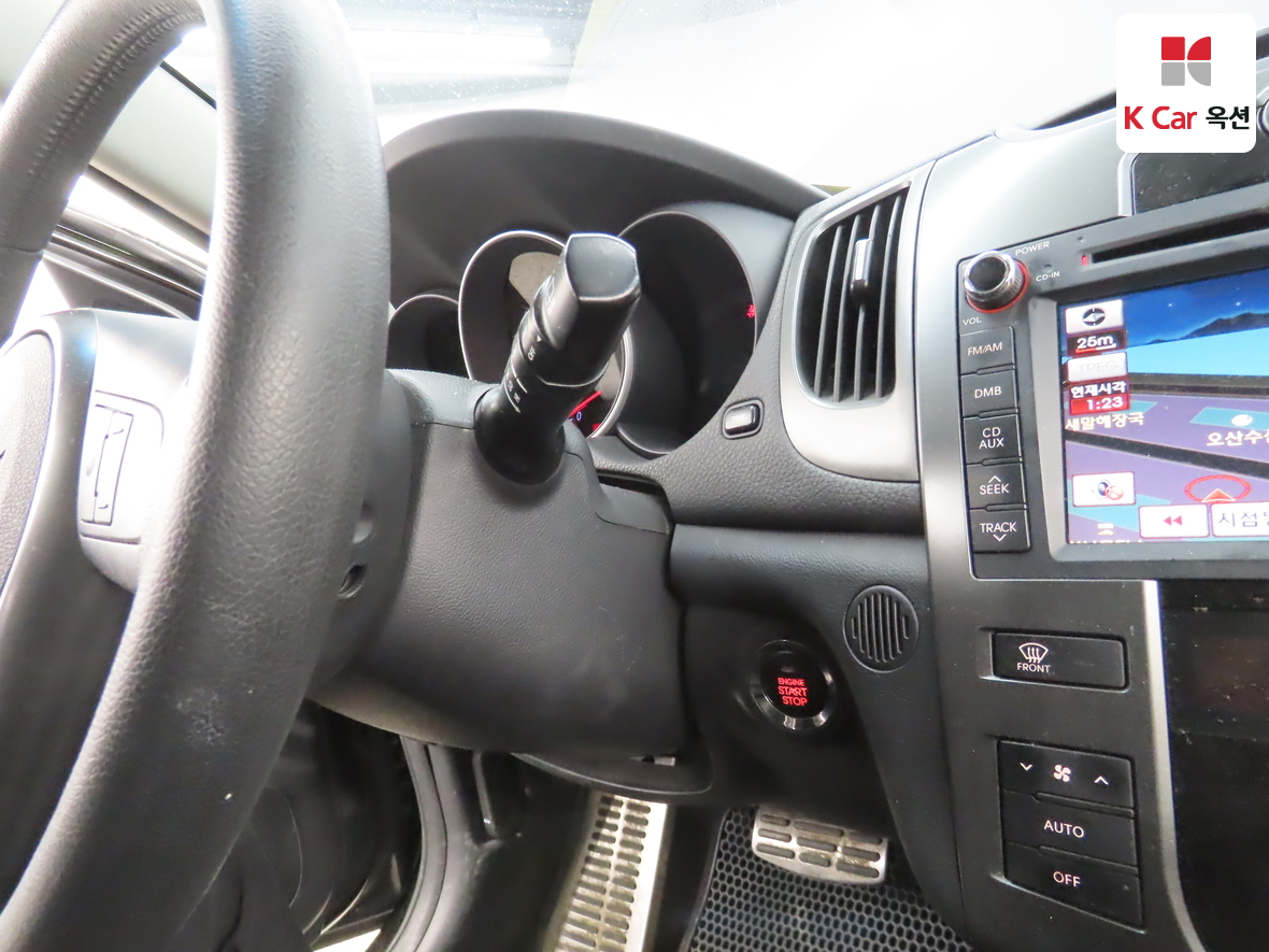 Kia Forte 2011 - Image 11