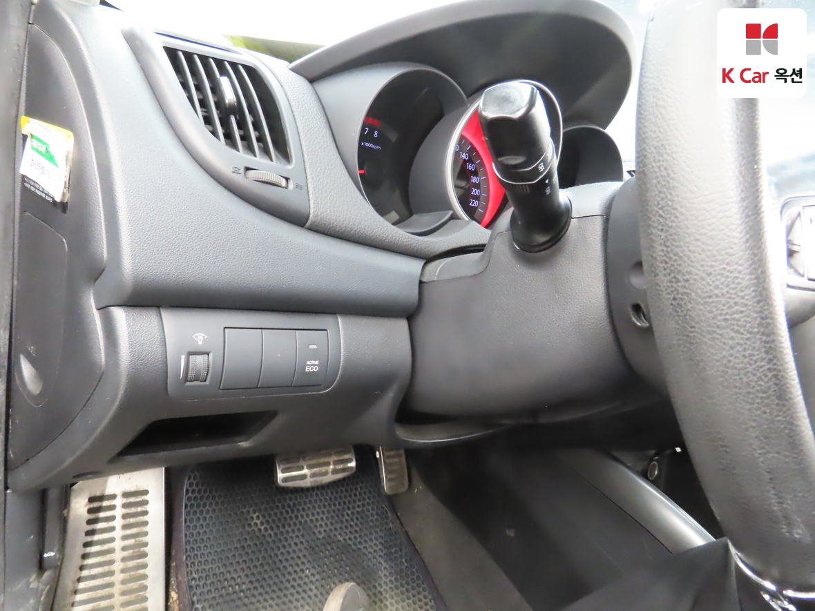 Kia Forte 2011 - Image 9