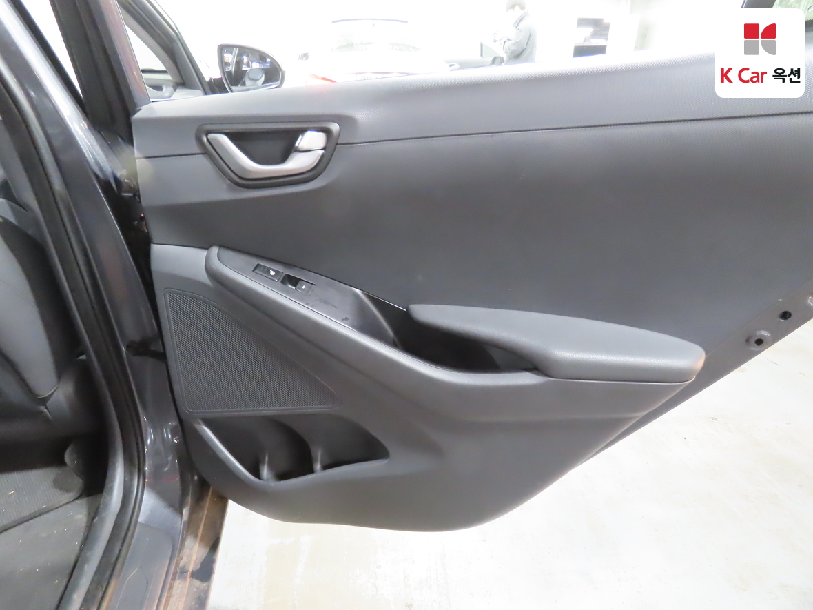 Hyundai Ioniq 2019 - Image 26