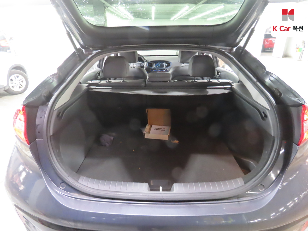 Hyundai Ioniq 2019 - Image 25