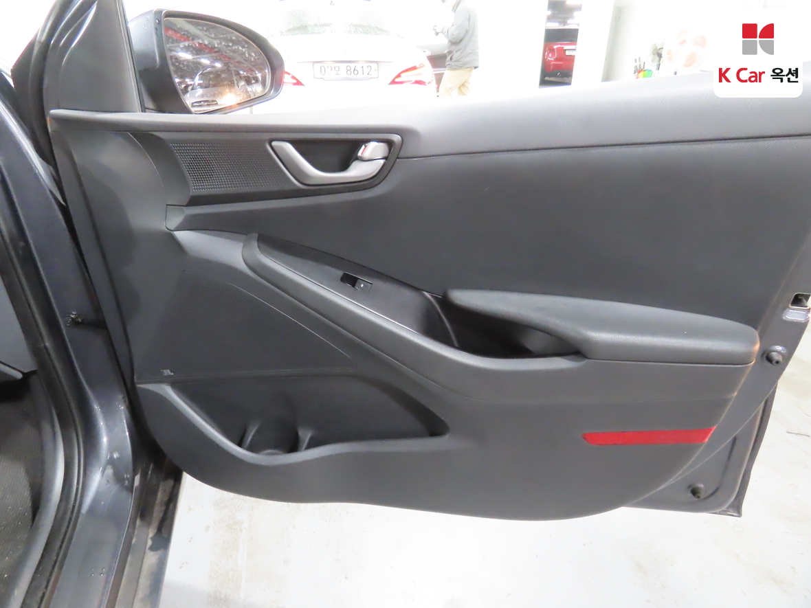 Hyundai Ioniq 2019 - Image 28