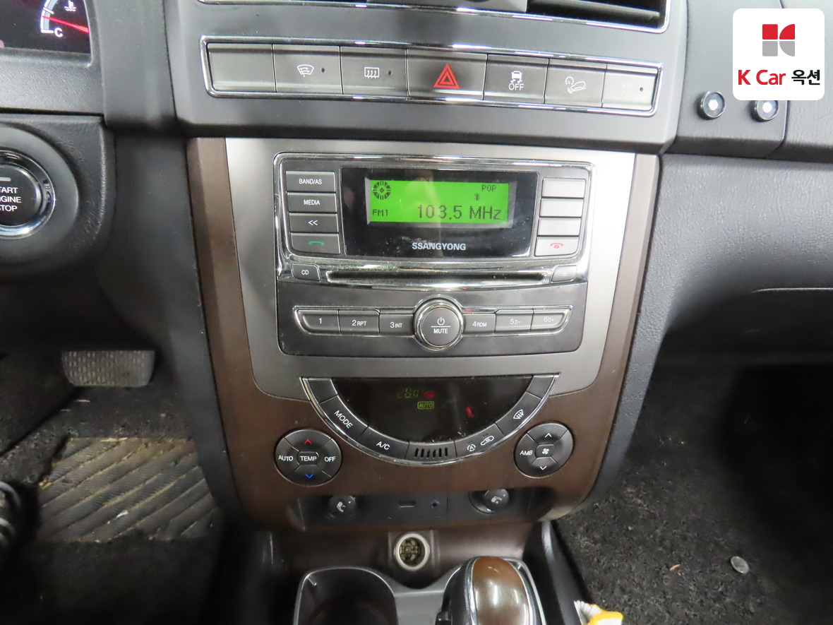 KG Mobility Rexton 2013 - Image 15