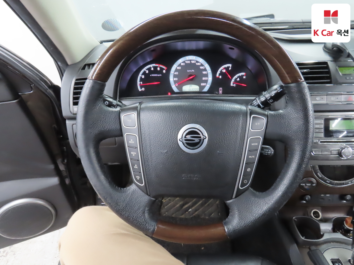 KG Mobility Rexton 2013 - Image 10