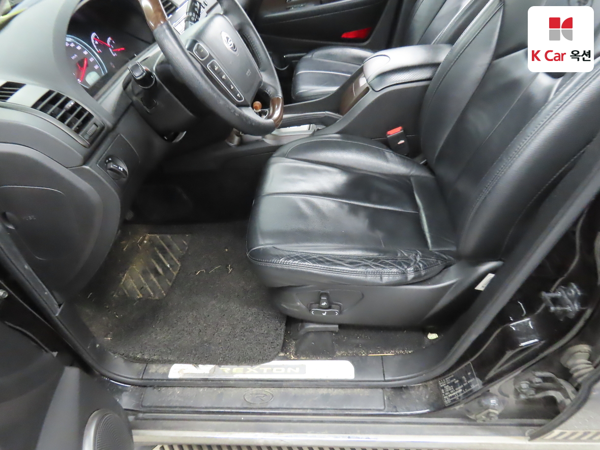 KG Mobility Rexton 2013 - Image 18