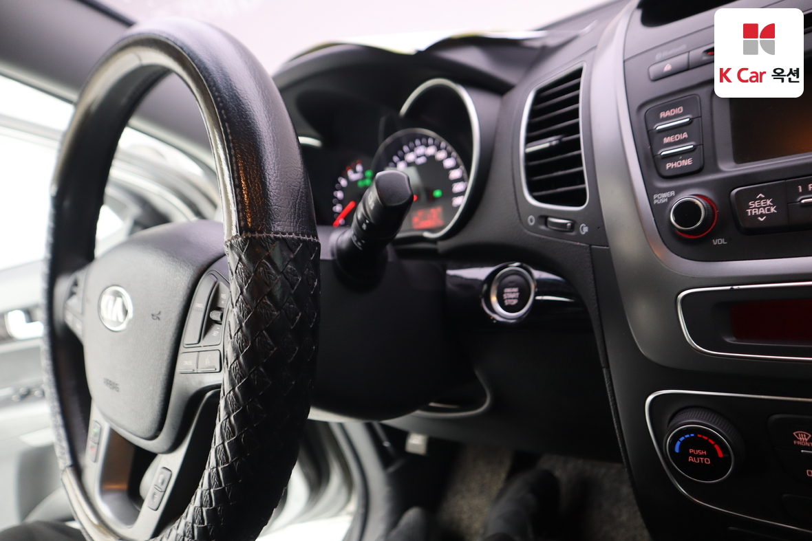 Kia Sorento 2013 - Image 11
